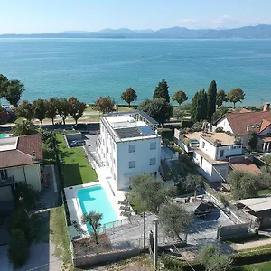 Adriana , Bardolino Italia