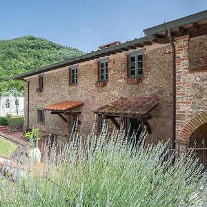 La Sosta In Toscana , Camaiore Italia